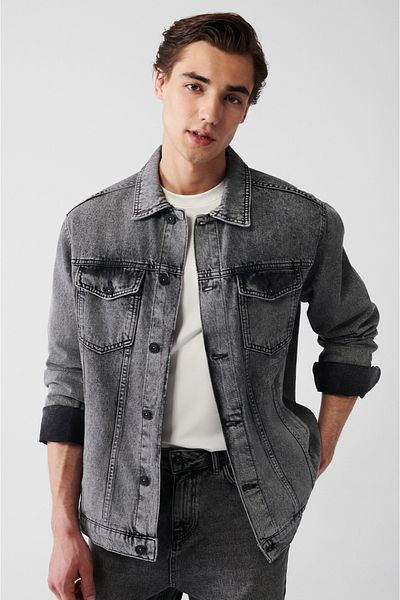 Avva Men's Black Washed 100% Cotton Comfortable Fit Denim Jacket E 006021