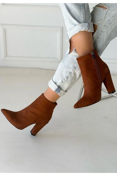 THE MUGA Tan Suede Heeled Boots