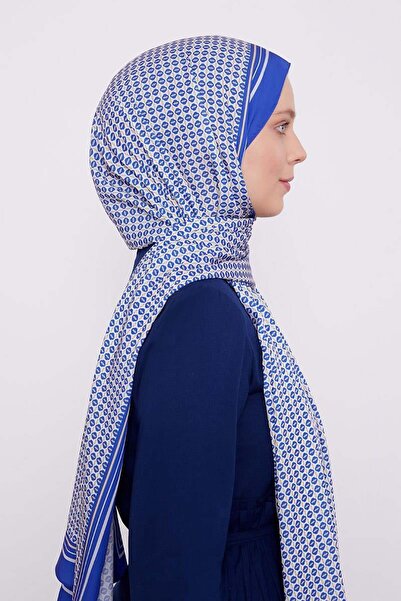 Levidor Saks Ellipse Pattern Club Shawl