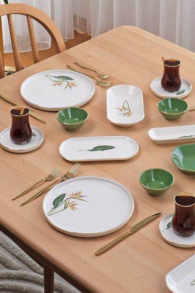 Glore Strelitzia Gold Gilt 32 Piece Ceramic Breakfast Set for 6 People