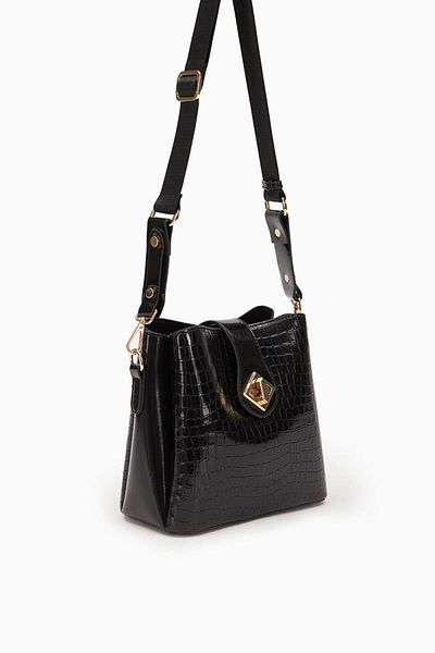 Levidor Black Bean Three Compartment Shoulder Bag