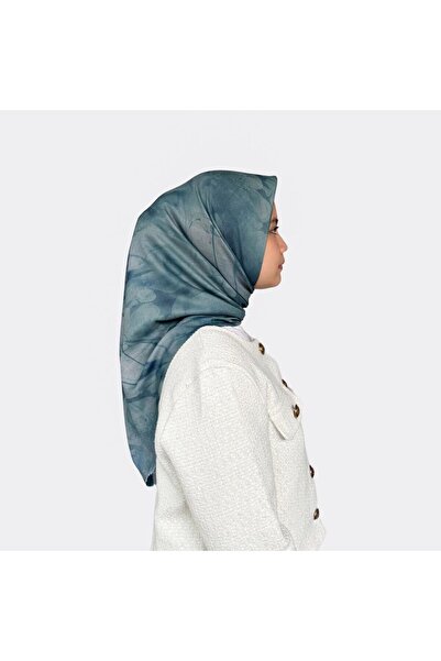 MİMANERA İSTANBUL Batik Desenli Kare Eşarp