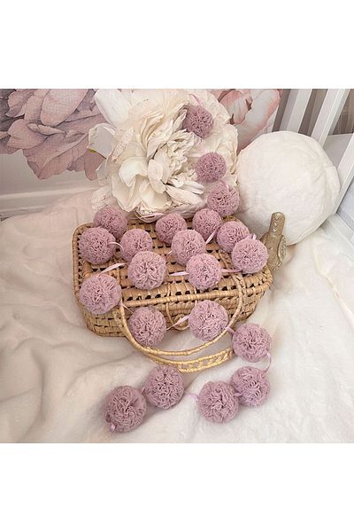 PAMUKA Mini Tulle Pompom Banner - Dark Lilac