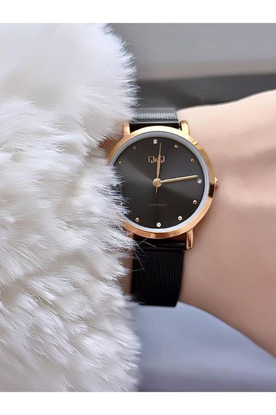 Q&Q  Women's Straw Cord Wristwatch