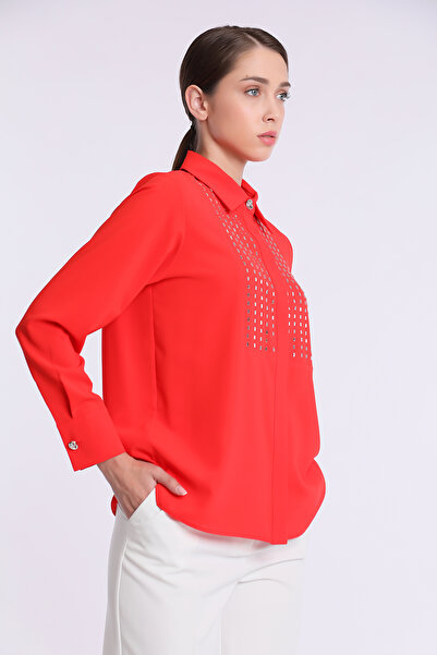 Yake Sıralı Taş Detaylı Metal Şık Düğmeli Polyamide Kumaş Gömlek