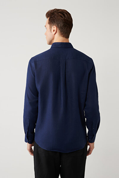 Avva Erkek Lacivert Düğmeli Yaka %100 Keten Comfort Fit Gömlek B002191
