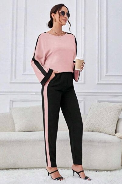 Mossta Pink Two Thread Set with Wide Cuffs