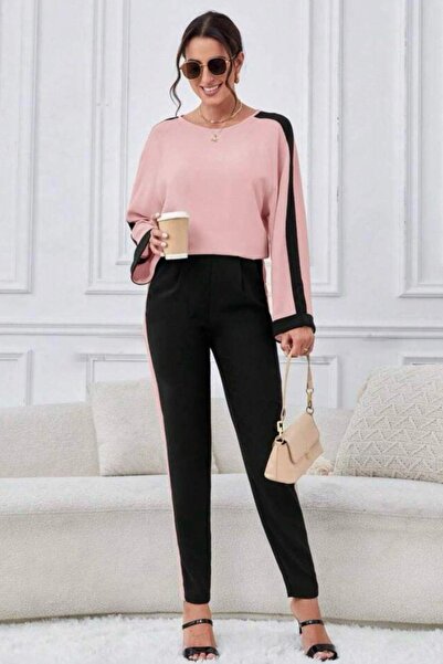 Mossta Pink Two Thread Set with Wide Cuffs