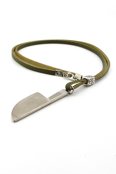 Solfera Chef Knife Shaped Masterchef Knife Metal Green Leather Men's Necklace Q0898