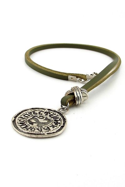 Solfera Antique Lion Shaped Historical Bulgarian Symbol Lion Metal Green Leather Men's Necklace Q0903