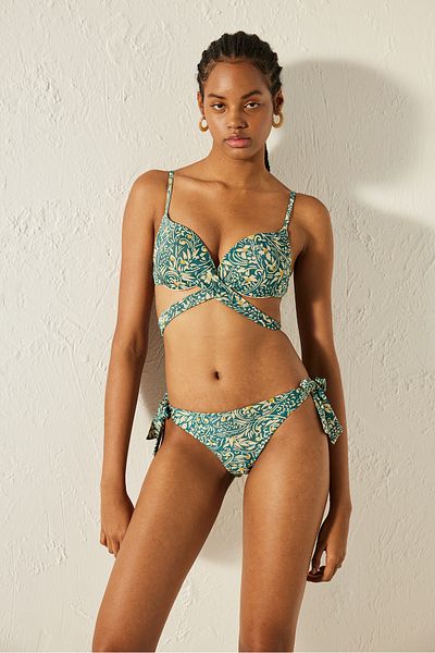 Penti Elegáns Push Up támogatott bikinifelső