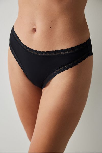 Penti Μαύρα βραζιλιάνικα εσώρουχα Easy Micro Lace