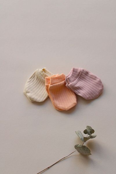 OhlalaKoala Set of 3 Lilac-Orange-Cream Newborn Gloves