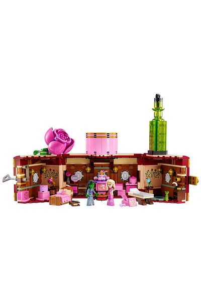 LEGO Wicked Glinda and Elphaba's Dormitory 75683 - 2 Mini Dolls for Children Ages 8 and Up?