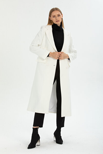 Pitti Women's White Buttoned Kangaroo Pocket Long Star Coat 70569