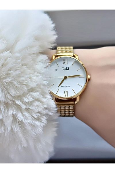 Q&Q Women's Metal Band Wristwatch