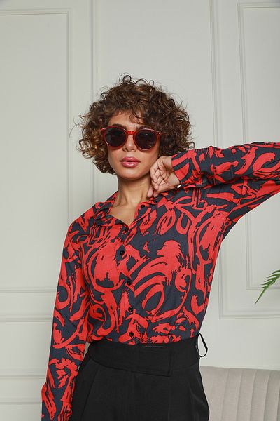 Butik Nuevoo Women's Red Patterned Viscose Shirt