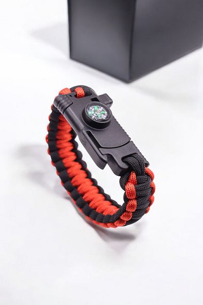Gorgeous Paracord Outdoor Camper Bracelet