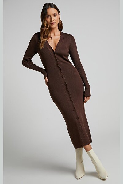 Madmext Kahverengi Düğmeli V Yaka Uzun Triko Elbise MG1703