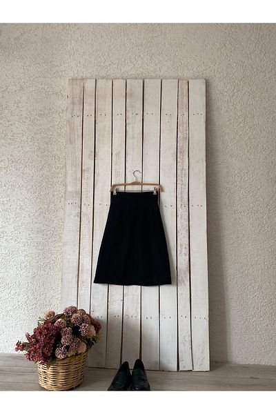 KÜÇÜĞÜM BUTİK Fusta scurtă cu cusături negre