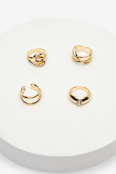 Penti Sada zlatých prstenů Desini