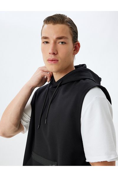 Koton Übergroßes Sport-Sweatshirt – ärmellos, Kapuzenpullover und Reißverschluss, Viskose-Mischung, dicker Stahl-Interlock-Sand