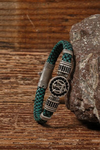 SUMRA Handmade Zircon Stone Genuine Leather and Brass Motif Interlocking Buckle Bracelet Sm-B-0225