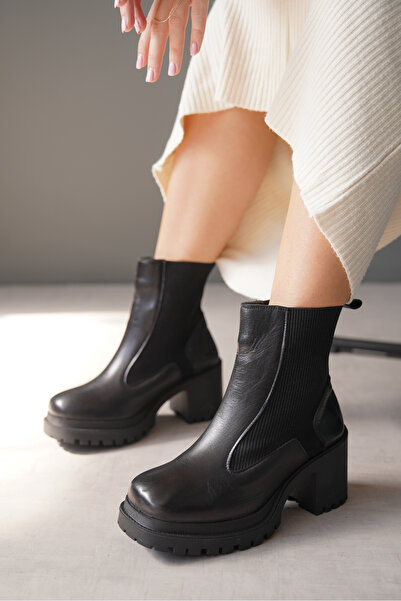 Lizzu Чорні жіночі черевики Rona - на гумовій підошві та з натуральної шкіри,...