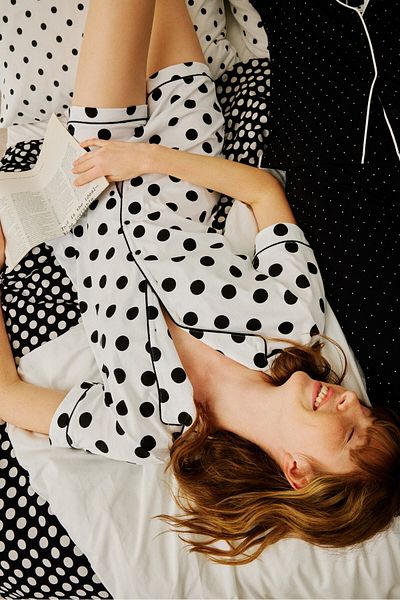 Penti Set pijama pantaloni scurți cămașă albă cu puncte negre