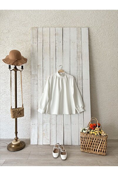 KÜÇÜĞÜM BUTİK Μακρυμάνικη κρεπ μπλούζα με κορδόνι σε λευκό λαιμό