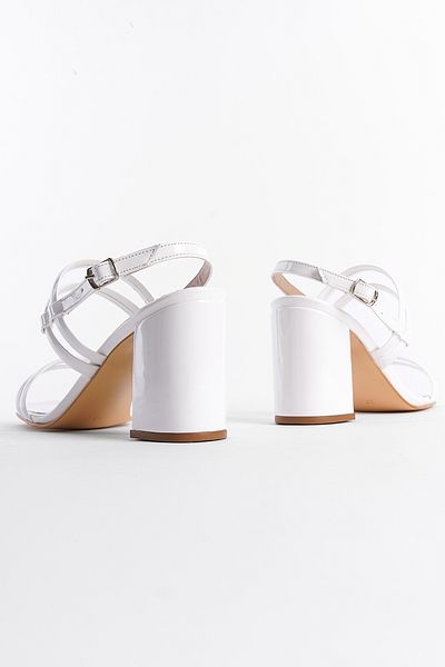 Capone Outfitters Blunt Toe Double-Strapped Mid-Heeled Patent Leather Women's Sandals