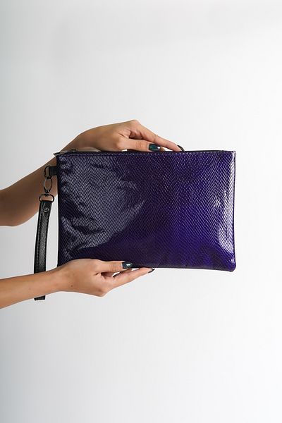 Capone Outfitters Paris Women Clutch Portfolio Purple Bag