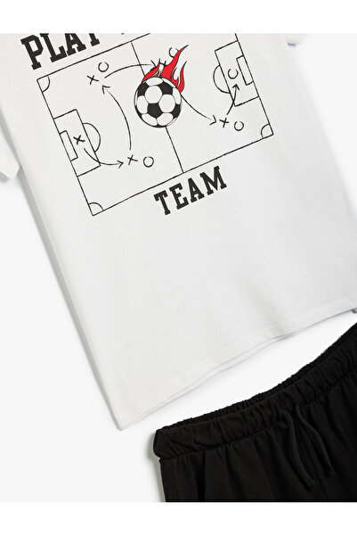 Koton Set aus Shorts und T-Shirt mit Fußballmotiv