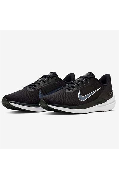 Nike Air Winflo 9 - Comfortable and Fashionable Outfit
