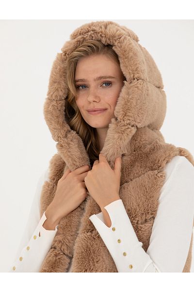 Pierre Cardin Powder Faux Fur Vest 50276351-Vr042