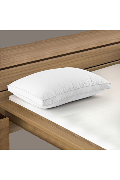 In House Microfiber Hotel Pillow with Double White Line - 90x50 cm