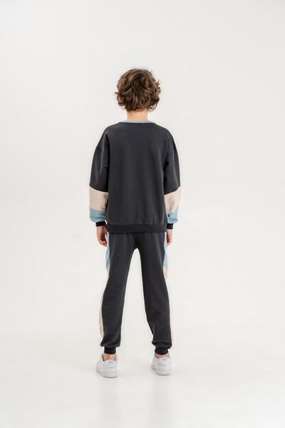 Mışıl Kids Πάντα Brave Printed Kangaroo Pocket Detail Crew Neck Bottom Top Σετ φόρμας για αγόρι