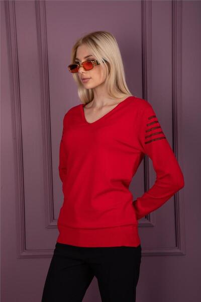 Clothes Fast Women's Red Glitter V-Neck Sweater