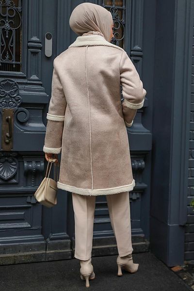 Neva Style Şapcă Hijab din piele intoarsa bej - Blana 61412BEIG