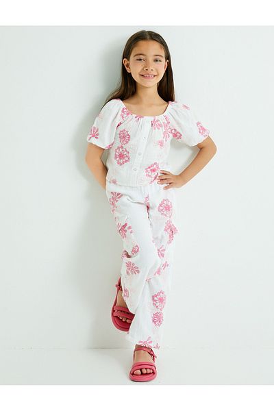 Koton Baumwollbluse mit Rundhalsausschnitt, Blumenstickerei, kurze Ballonärmel und Knöpfe