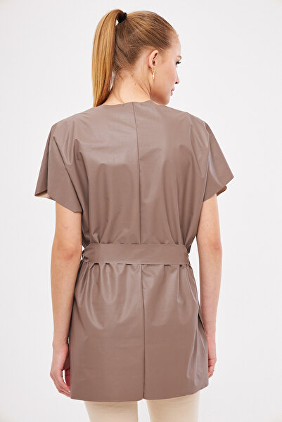 armonika Women's Mink V-Neck Leather Look Short Front Long Back Belted Blouse ARM-21K001054