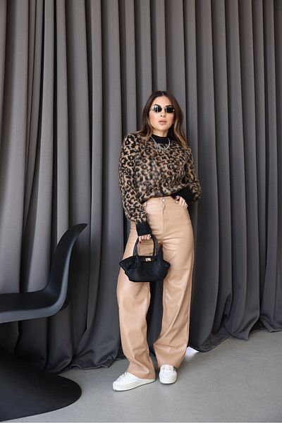 Özge Özgenç Soft Textured Leather Pants