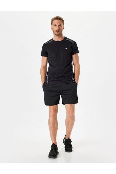Koton Sportshorts – Schnürung in der Taille und Taschendetail