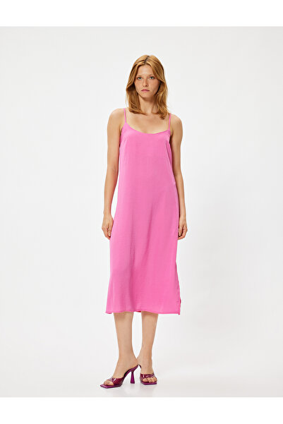 Koton Midilanges Kleid mit dünnen Trägern – Krepp mit Schlitzdetail