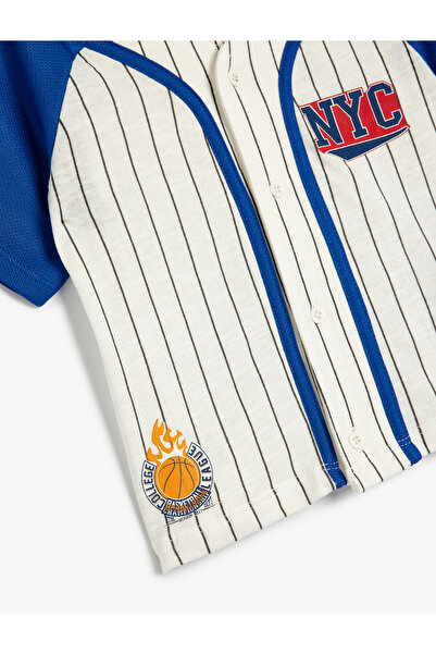 Koton Tricou sport imprimat cu decolteu în V - mânecă scurtă și închidere cu nasturi