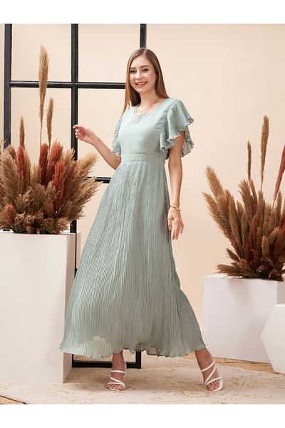 Mish By Styli Accordian Pleated Maxi Dress with Flutter Sleeve