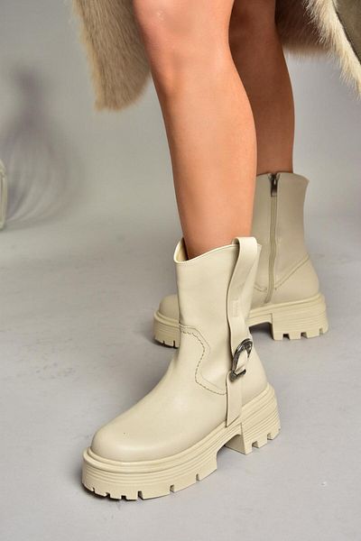 Fox Shoes Τ 267096409   Γυναικείες μπότες σε μπεζ χοντρή σόλα