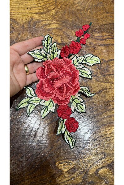 Gönülden Tasarım NAKIŞ İŞLEME ÇİÇEKLİ ARMA DİKİŞ APLİKE 26X19 CM