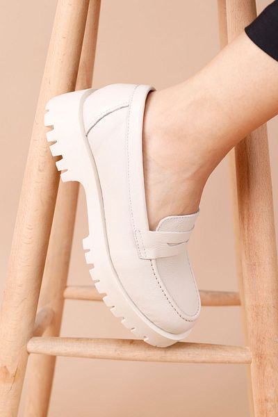Getcho Tardeney Women's Beige Loafer Shoes