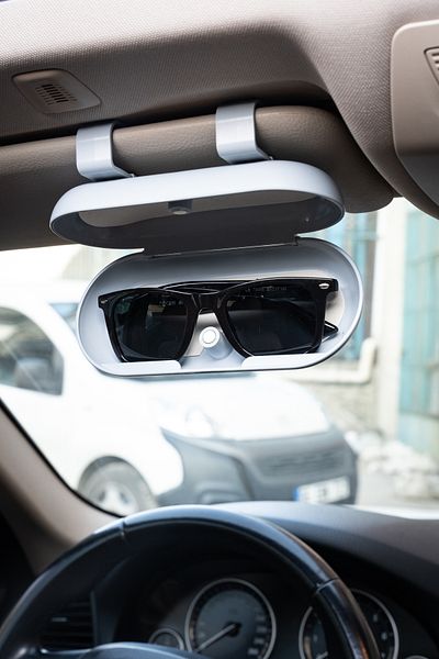 Focus On Glasses Box Attached to Car Sun Visor |   Universal In-Car Glasses Carrier |   Magnetic Cover